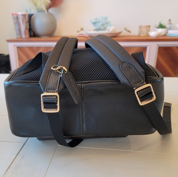 Coach Signature Colorblock Court Backpack with Souvenir Patch - Picture 15 of 16